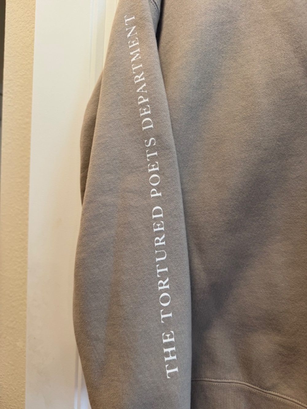 Women’s sweatshirt - The Tortured Poets Department - Taylor Swiflight sage green - Picture 3 of 6